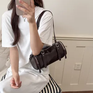 Bolso de hombro cilíndrico marrón retro para mujer, bolso de almohada elegante y simple de trabajo.