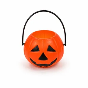 Seau à bonbons citrouille orange classique pour les décorations de fête d'Halloween