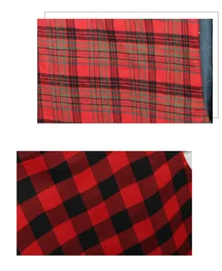 Primer plano de tela de cuadros rojos y negros para calcetines de Navidad grandes