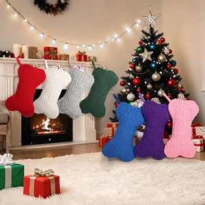 Chaussette de Noël en Forme d'Os en Tricot à Torsades Sac Cadeau pour Chiens Chats Décoration Suspendue Sapin de Noël Fête Festive Maison