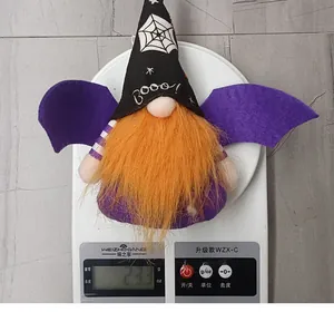 Gedetailleerd overzicht van een Halloween-gnome met vleermuisvleugels van 23,3 gram