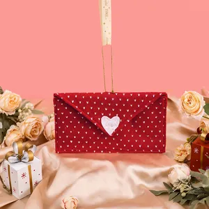 Red knitted envelope heart hanging ornament for Valentine's Day gift decorations