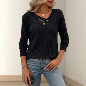 Elegantes schwarzes Langarm-Strickoberteil mit V-Ausschnitt und Knöpfen für Damen