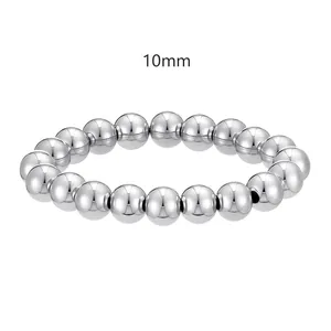 Vista dettagliata del bracciale elastico con perle in acciaio inox argento da 10mm uomo