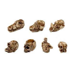 Miniature resin animal skull skeleton decor for DIY terrarium landscaping