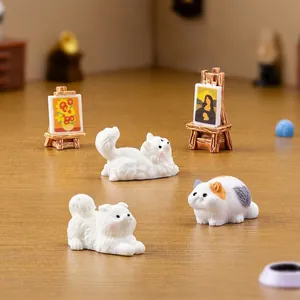 Niedliche Katzen- und Hundefiguren für Puppenhaus-DIY und Mikro-Landschafts-Dekoration