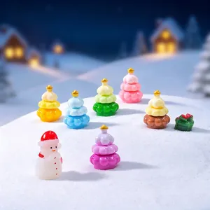 Miniatura Árbol de Navidad Resina Degradado Figura Dibujos Animados Para Micropaisaje DIY Escena de Nieve Decoración de Escritorio