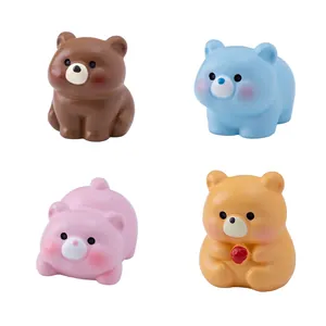 Cuatro lindas minifiguras de osos de resina de colores para decoración de escritorio DIY