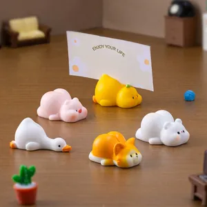 Mini Kunstharz Tier Hinterteil Kartenhalter Süße Schwein Ente Bär Shiba Inu Figur Desktop Deko Auto Armaturenbrett Ornament Geschenk