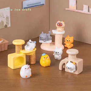 Simpatiche statuette di gatti in resina per decorazioni di case delle bambole
