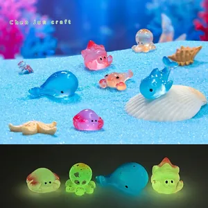 Lichtgevende Hars Mini Oceaan Dieren Beeldjes Octopus Krab Walvis Vis Micro Landschap Aquarium DIY Decoratie Ornamenten