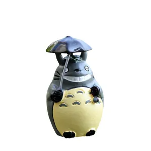 Niedliche Totoro-Figur mit Schirm für die DIY-Mikrolandschaft-Gartendekorationen