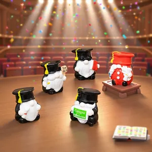 Figurine in Miniatura di Gnomi di Laurea in Resina Ornamenti Cartoni Animati per Casa Delle Bambole Fai da Te Auto Tavolo Regalo