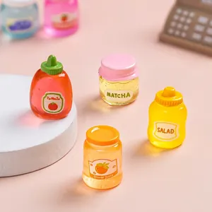Mini vasetti di marmellata e bottiglie di salsa per decorazioni fai da te per bambole