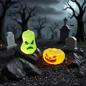 Luminous Halloween mini pumpkins for DIY dollhouse and micro-landscape decoration