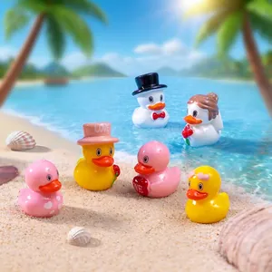 Resin Mini Wedding Couple Duck Figurines DIY Micro Landscape Ornaments Cute Duck Figures Desktop Decoration Valentine Gift Crafts