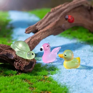 Leuchtende niedliche Tierfiguren für DIY-Miniaturgarten-Landschaftsdekoration Zubehör Set