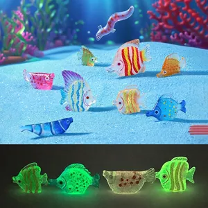 Figurine de Poisson Plat Mini en Résine Fluorescente dans le Noir Poisson Océanique Lumineux Ornement d'Aquarium Accessoire Micro Paysage DIY