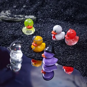 Figuras de patos de Halloween fantasma y diablo para decoración de paisajes