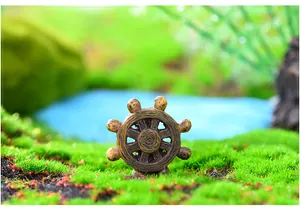 Gouvernail de bateau miniature en résine pour micro-paysages de mousse et décors