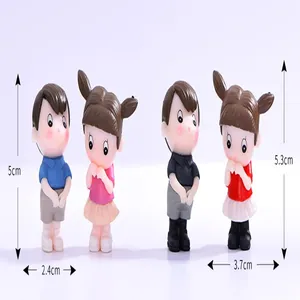 Detailed dimensions for miniature resin couple figurines for DIY micro landscape deco