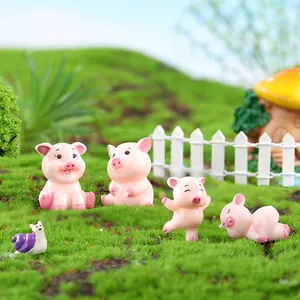 Cartoon Pink Piggy Resin Miniature Figurine For Micro Landscape Cake Topper Car Dashboard Decor Home Decoration C0299