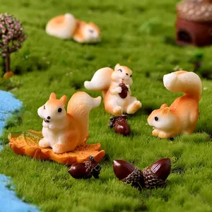 Resin Squirrel Pinecone House Miniature Figurine Micro Landscape Gardening Decor Autumn Maple Leaf Nut Succulent Ornament