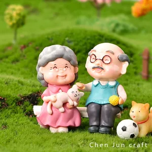 Hand-in-Hand Oud Paar Beeldjes Hars Oma Opa Beelden Voor Taart Decoratie Micro Landschap DIY Bureau Decoratie