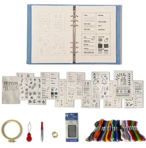 Kit complet de broderie avec classeur, pages en tissu et outils d'apprentissage