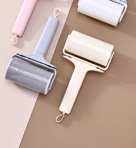Détail de rouleaux anti-peluches lavables en plusieurs couleurs pour animaux et vêtements