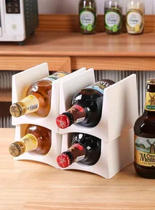 Stapelbares weißes Flaschenregal aus Kunststoff für Wein und Bier in der Küche
