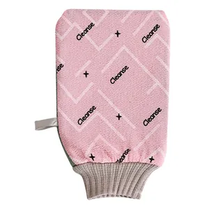 Gant de bain exfoliant rose texturé avec motif Cleanse et poignet élastique doux