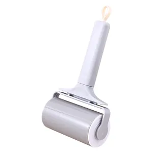 Rouleau anti-peluches lavable gris et blanc avec poignée pour enlever les poils d'animaux