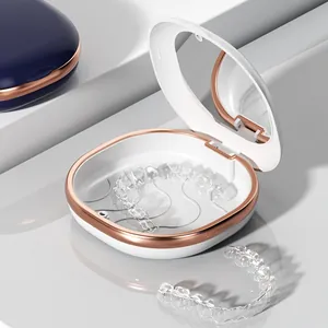 Custodia portatile per apparecchio ortodontico con specchio e bordo in oro rosa
