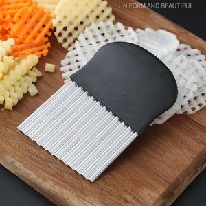 Stainless Steel Crinkle Potato Cutter Wave Slicer Wavy Blade Manual Vegetable Slicing Tool With Ergonomic Plastic Handle
