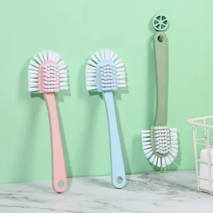 Brosses à chaussures multicolores à long manche avec poils souples et trou de suspension