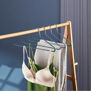 Multifunktionale Z-förmige rutschfeste Kleiderbügel für Hosen und Unterwäsche