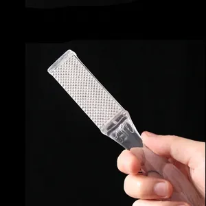 Raspa profesional para pies y eliminación de durezas con mango ergonómico transparente