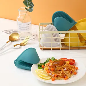 Multi-color food-grade silicone heat resistant pinch mitts set for safe kitchen cooking