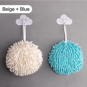 Morbide sfere asciugamani in ciniglia assorbente beige e blu con graziosi ganci nuvola