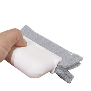 Cepillo para rieles de ventanas con almohadilla gris para ranuras estrechas