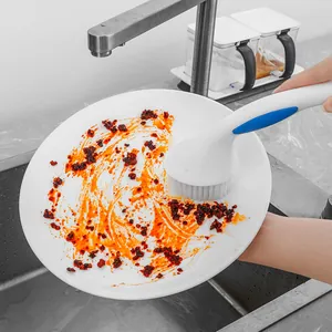 Brosse à vaisselle blanche avec manche pour le nettoyage de la cuisine et des taches.