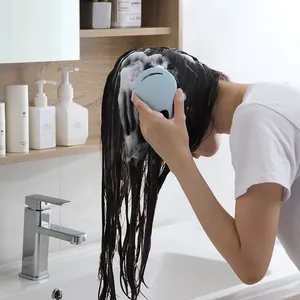 Brosse de massage du cuir chevelu en silicone bleu pour nettoyage profond des cheveux