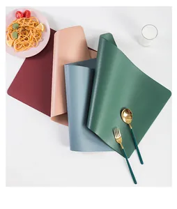 Tovagliette in pelle impermeabili stile nordico in vari colori con dettagli dorati