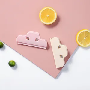 Große Lebensmittel-Verschlussclips aus Kunststoff in Rosa und Beige für die Küche
