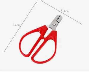 Detaillierte Maßansicht des roten Nussknackers mit Abmessungen von 12 cm x 7,5 cm