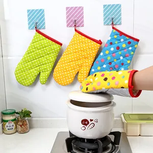 Guantes de cocina gruesos con lunares resistentes al calor para horno y microondas