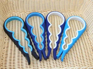 Set van multifunctionele 4-in-1 pot- en flesopeners in diverse vrolijke kleuren