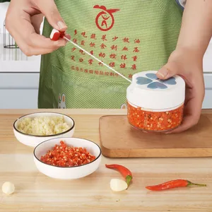 Manual mini garlic chopper pull-string vegetable cutter for ginger and chili mincing