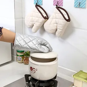 Dicke, gesteppte, hitzebeständige Ofenhandschuhe für Mikrowelle und Backen in der Küche